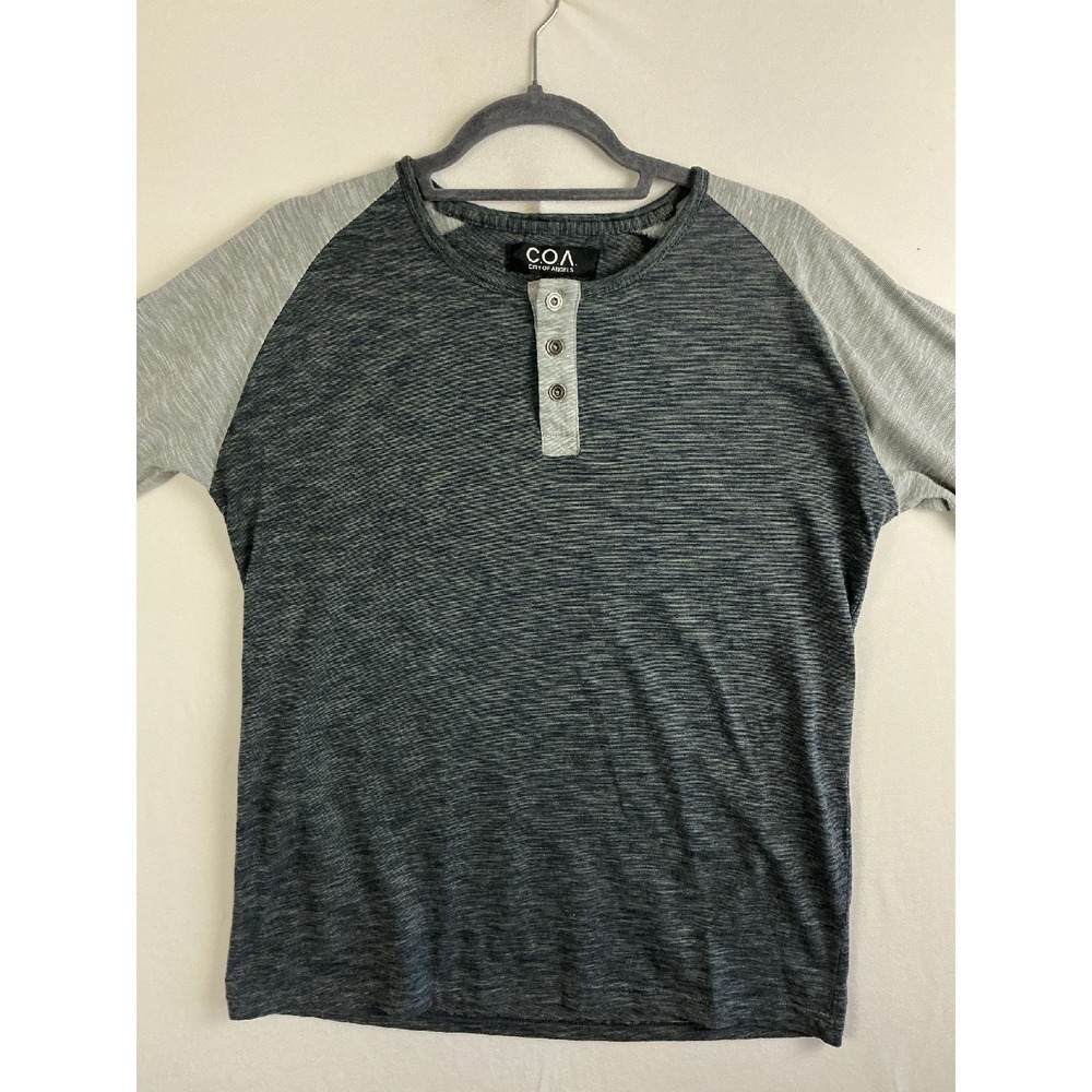 C.O.A T-Shirt Men's Large Long Sleeve‎